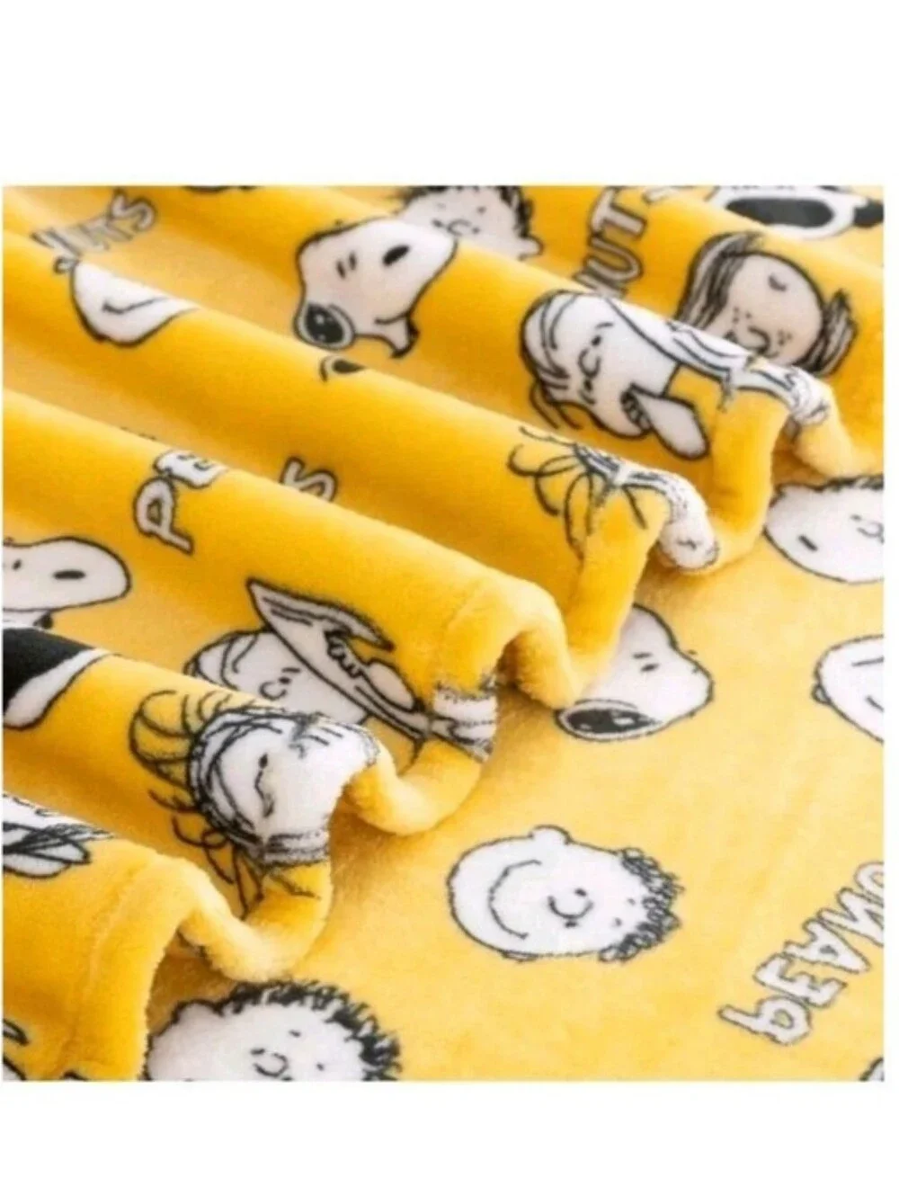 Peanuts Throw Yellow White Snoopy 2-Pack Printed VelvetLoft Plush - Yellow - New